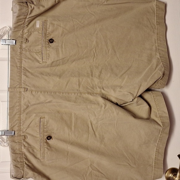 l mens Izod tan adjustable waist shorts size 52 - Picture 2 of 3